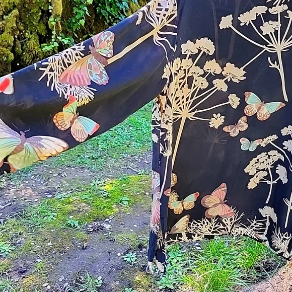 Citron Ladies Large Silk Spandex Sheer Mandarin Collar Black Butterfly Blouse - Picture 7 of 9